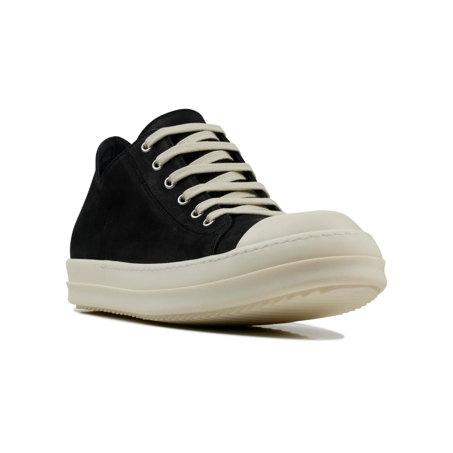 Low top sneakers