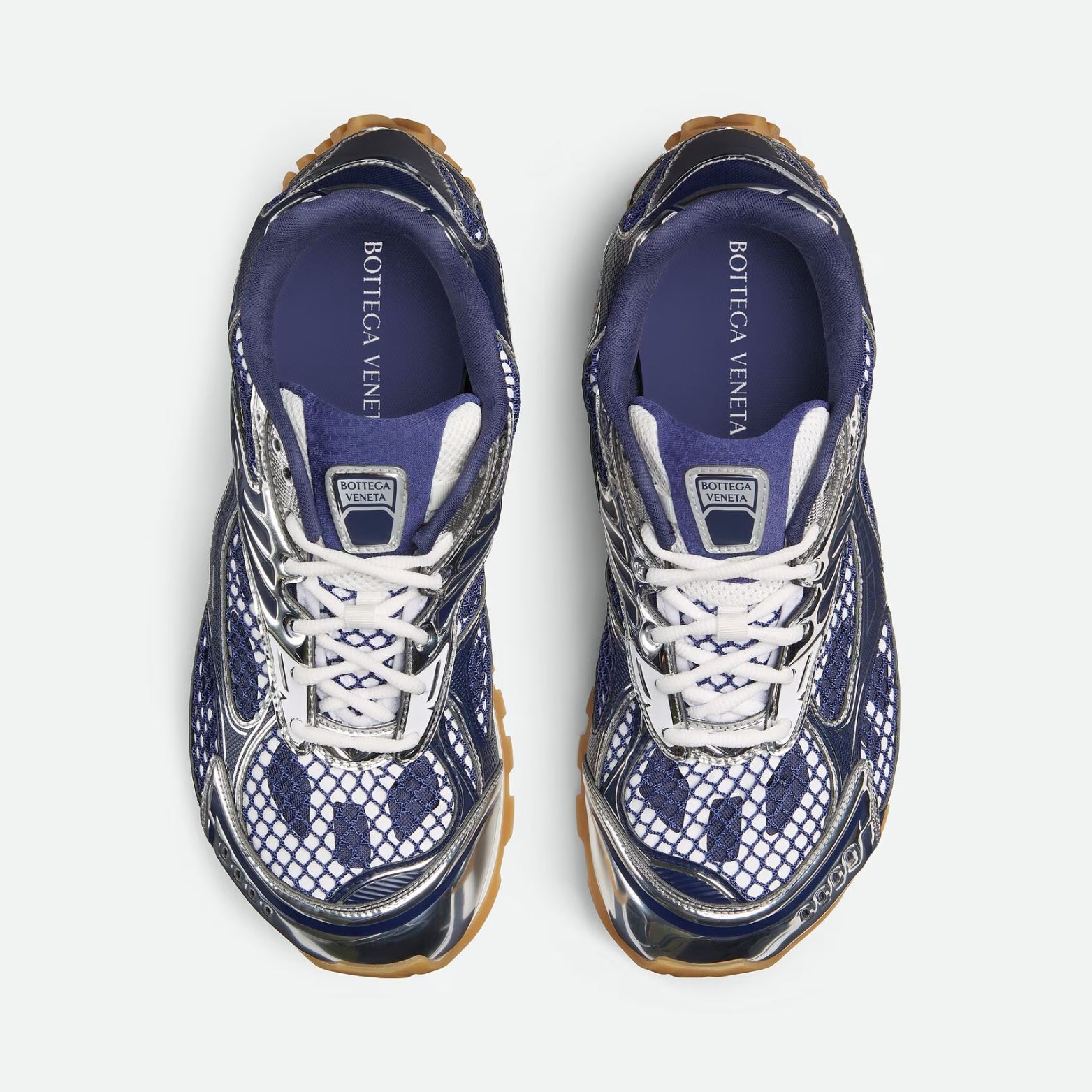 Low top Orbit Sneaker