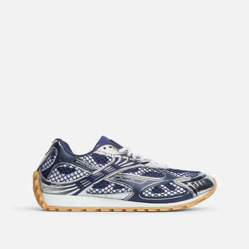 Low top Orbit Sneaker